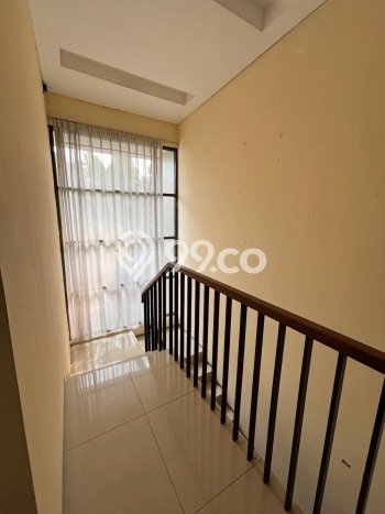 Hunian Cantik Modern Lb 98m2 di BSD, Tangerang Selatan Hunian Cantik Modern Lb 98m2 di BSD, Tangerang Selatan