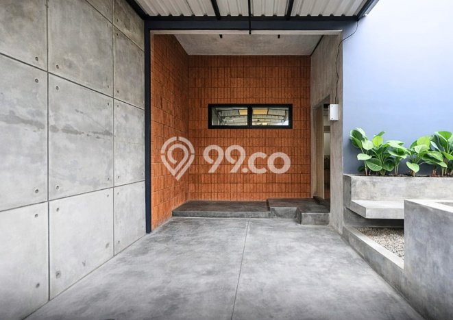 Rumah Strategis Modern Lb 100m2 di BSD, Tangerang Selatan Rumah Strategis Modern Lb 100m2 di BSD, Tangerang Selatan