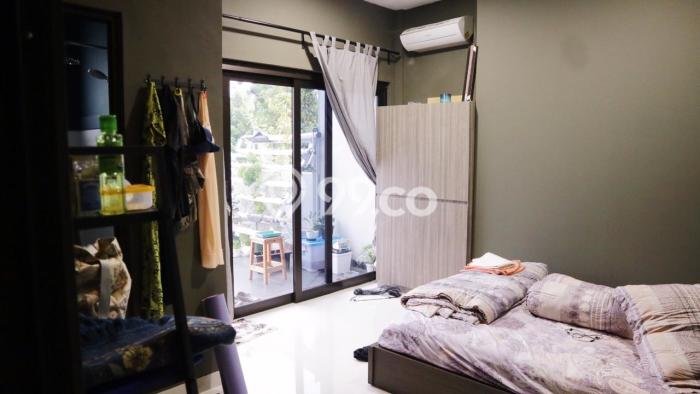 Rumah Eksklusif Siap Huni LT 300m2 di Pamulang, Tangerang Selatan Rumah Eksklusif Siap Huni LT 300m2 di Pamulang, Tangerang Selatan