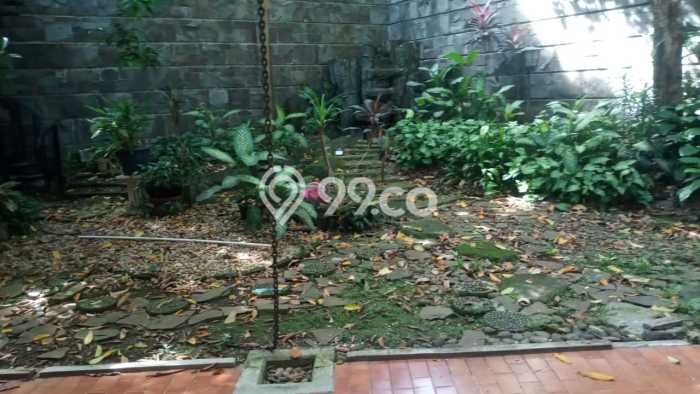 Dijual Rumah Mewah Elegan Dengan View Cantik di Pondok Indah, Jakarta Selatan Dijual Rumah Mewah Elegan Dengan View Cantik di Pondok Indah, Jakarta Selatan