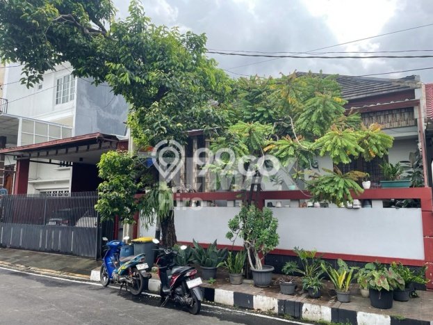 For Sale! Luxury House LT 225m2 Desain Elegan di Cikunir For Sale! Luxury House LT 225m2 Desain Elegan di Cikunir