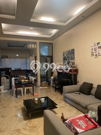 For Sale! Luxury House LT 225m2 Desain Elegan di Cikunir For Sale! Luxury House LT 225m2 Desain Elegan di Cikunir