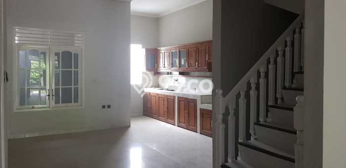 Rumah Modern 4 KT LT 185m2 di Galaxy Rumah Modern 4 KT LT 185m2 di Galaxy