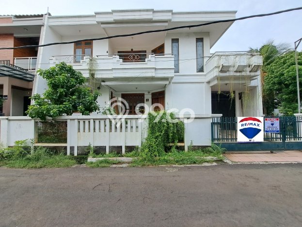 For Sale! Luxury House LT 225m2 Desain Elegan di Galaxy For Sale! Luxury House LT 225m2 Desain Elegan di Galaxy