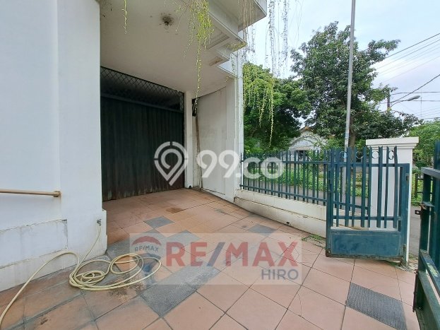 For Sale! Luxury House LT 225m2 Desain Elegan di Galaxy For Sale! Luxury House LT 225m2 Desain Elegan di Galaxy