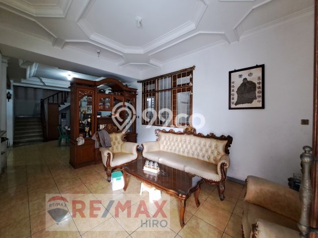 For Sale! Luxury House LT 225m2 Desain Elegan di Galaxy For Sale! Luxury House LT 225m2 Desain Elegan di Galaxy