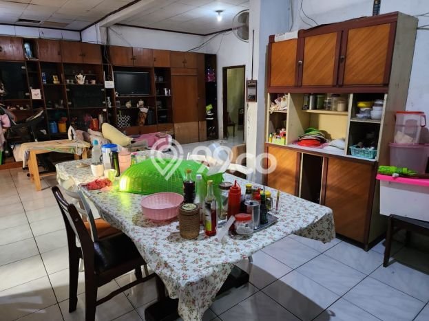 Hunian Mewah LB 182m2 Siap Pakai Desain Elegan di Klender, Jakarta Timur Hunian Mewah LB 182m2 Siap Pakai Desain Elegan di Klender, Jakarta Timur