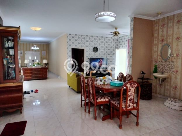 Rumah Modern 4 KT LT 313m2 di Galaxy Rumah Modern 4 KT LT 313m2 di Galaxy