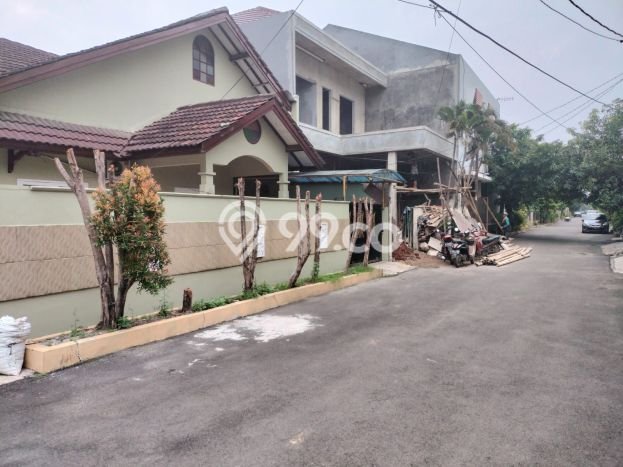Rumah Modern 4 KT LT 313m2 di Galaxy Rumah Modern 4 KT LT 313m2 di Galaxy