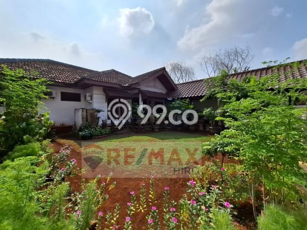 Ready to Use! Luxury House LT 709m2 Desain Elegan di Jaka Permai Ready to Use! Luxury House LT 709m2 Desain Elegan di Jaka Permai