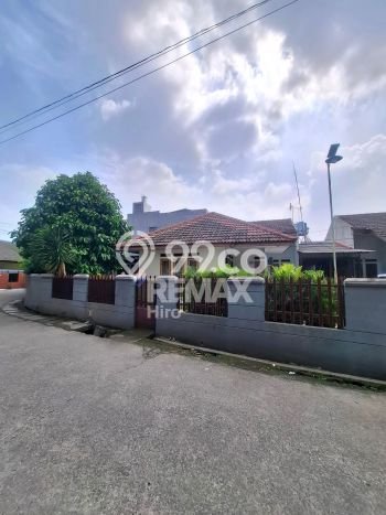 Rumah Minimalis 3 Kamar LT 364m2 di Taman Galaxy Rumah Minimalis 3 Kamar LT 364m2 di Taman Galaxy
