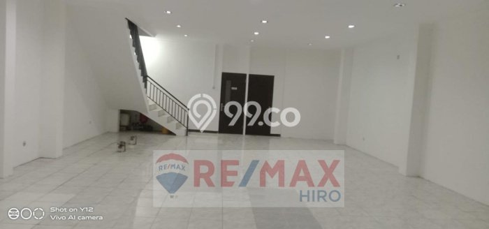 LOKASI PREMIUM! Ruko Kawasan , Luas 518m2m², Jalan Utama, Area Bisnis LOKASI PREMIUM! Ruko Kawasan , Luas 518m2m², Jalan Utama, Area Bisnis