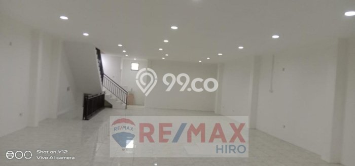 LOKASI PREMIUM! Ruko Kawasan , Luas 518m2m², Jalan Utama, Area Bisnis LOKASI PREMIUM! Ruko Kawasan , Luas 518m2m², Jalan Utama, Area Bisnis