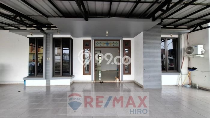 Rumah Elit Modern Tanpa Renovasi di Galaxy Bekasi Rumah Elit Modern Tanpa Renovasi di Galaxy Bekasi