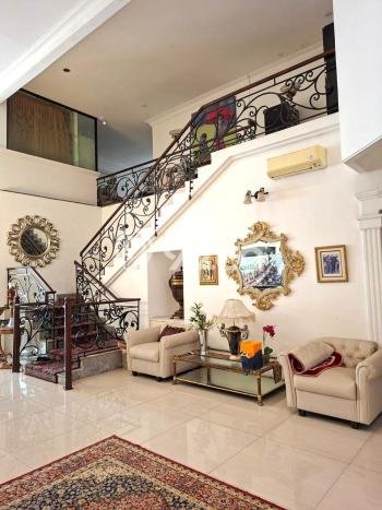 Rumah Elit Modern Siap Huni di Pondok Indah Jakarta Selatan Rumah Elit Modern Siap Huni di Pondok Indah Jakarta Selatan