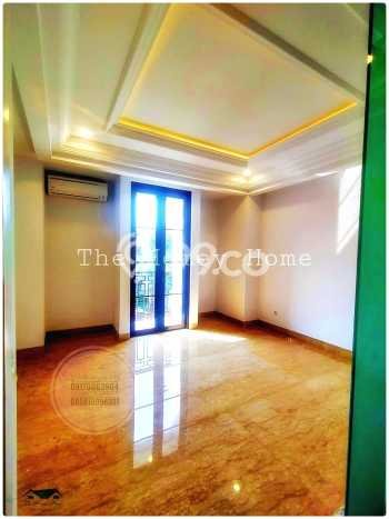 Rumah kawasan Cipete, Jakarta Selatan, LT 208m² Bangunan 485m² Rumah kawasan Cipete, Jakarta Selatan, LT 208m² Bangunan 485m²