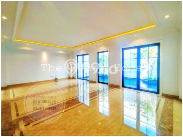 Rumah kawasan Cipete, Jakarta Selatan, LT 208m² Bangunan 485m² Rumah kawasan Cipete, Jakarta Selatan, LT 208m² Bangunan 485m²