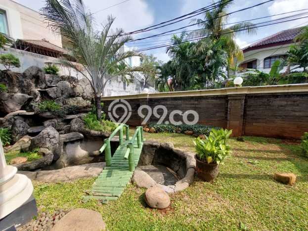 Jual Cepat Rumah dengan 4 Kamar Tidur dan 4 Kamar Mandi di Kawasan Kemang, Jakarta Selatan Jual Cepat Rumah dengan 4 Kamar Tidur dan 4 Kamar Mandi di Kawasan Kemang, Jakarta Selatan