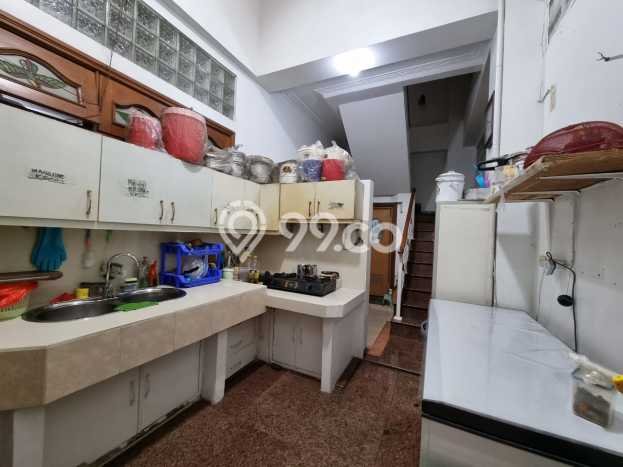 Rumah 6 Kamar Harga Menarik di Kayu Putih, Jakarta Timur Rumah 6 Kamar Harga Menarik di Kayu Putih, Jakarta Timur