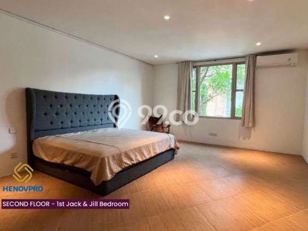 Jarang Ada! Rumah Kontrakan 5 Kamar Nyaman Siap Huni SCBD Jarang Ada! Rumah Kontrakan 5 Kamar Nyaman Siap Huni SCBD