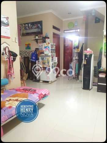 Rumah Bagus di Pasar Rebo, Jakarta Timur, Luas Tanah 74m², LB 150m² Rumah Bagus di Pasar Rebo, Jakarta Timur, Luas Tanah 74m², LB 150m²