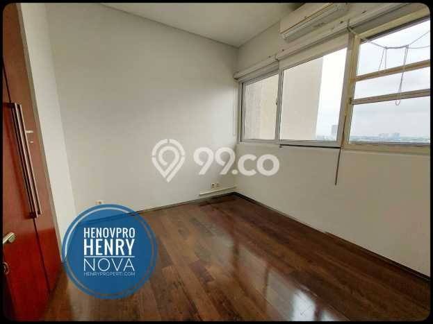 HOT UNIT! Apartemen di Kemang, 2 KM, Luas 190m², Lokasi Terbaik HOT UNIT! Apartemen di Kemang, 2 KM, Luas 190m², Lokasi Terbaik