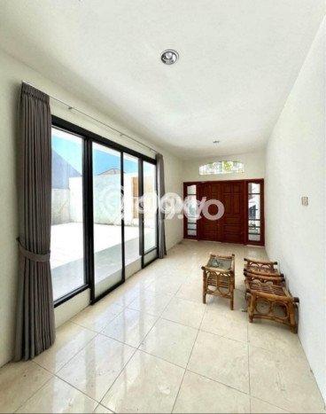Rumah kawasan Gubeng, Surabaya, LT 200m² Bangunan 177m² Rumah kawasan Gubeng, Surabaya, LT 200m² Bangunan 177m²