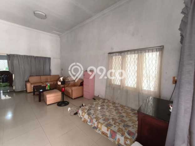HOT LISTING! Rumah Siap Huni area Bubutan, Luas 303m2m² Bangunan 175m2m² HOT LISTING! Rumah Siap Huni area Bubutan, Luas 303m2m² Bangunan 175m2m²