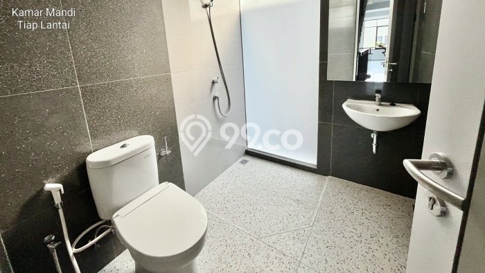 Lokasi Strategis! Dijual Ruko Bisnis di Mulyorejo, Surabaya Kondisi Baik Lokasi Strategis! Dijual Ruko Bisnis di Mulyorejo, Surabaya Kondisi Baik