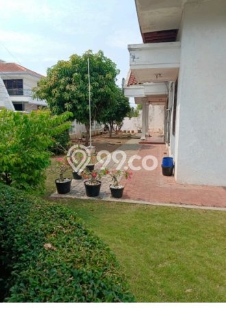 Rumah Elit LB 340m2 Siap Huni Desain Elegan di Raya Darmo, Surabaya Rumah Elit LB 340m2 Siap Huni Desain Elegan di Raya Darmo, Surabaya
