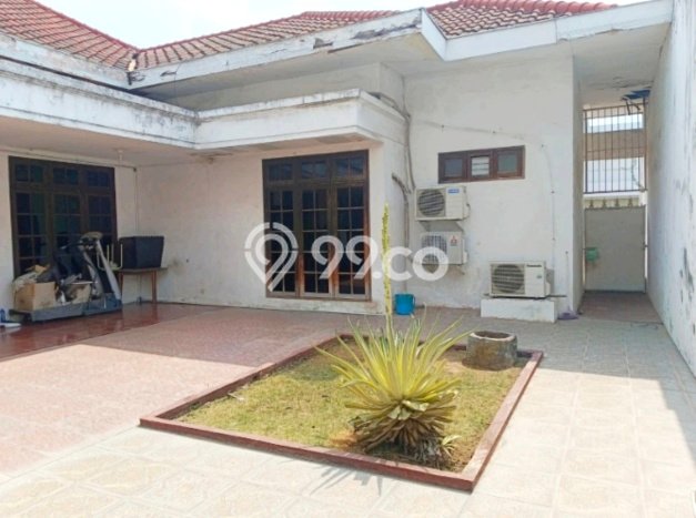Rumah Elit LB 340m2 Siap Huni Desain Elegan di Raya Darmo, Surabaya Rumah Elit LB 340m2 Siap Huni Desain Elegan di Raya Darmo, Surabaya