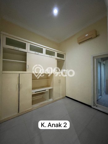 Jual Rumah Favorit Siap Huni LB 130m2 di Mulyorejo, Surabaya Jual Rumah Favorit Siap Huni LB 130m2 di Mulyorejo, Surabaya