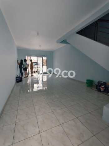 Rumah Modern 2 KT di Taman Surya Jakarta Barat Unfurnished Rumah Modern 2 KT di Taman Surya Jakarta Barat Unfurnished