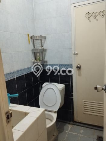 Disewakan! Rumah 3 Kamar Tidur &
3 Kamar Mandi di Cengkareng Barat, Jakarta Barat Disewakan! Rumah 3 Kamar Tidur &
3 Kamar Mandi di Cengkareng Barat, Jakarta Barat