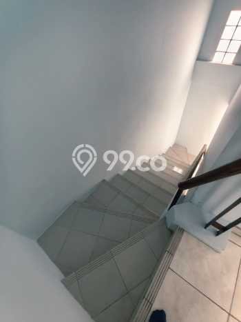 Rumah Modern 2 KT di Taman Surya Jakarta Barat Unfurnished Rumah Modern 2 KT di Taman Surya Jakarta Barat Unfurnished