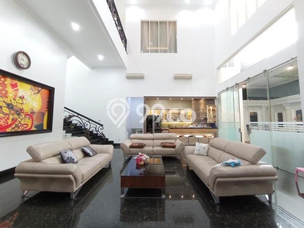 Rumah Elit Modern Tanpa Renovasi di Gading Serpong Tangerang Rumah Elit Modern Tanpa Renovasi di Gading Serpong Tangerang