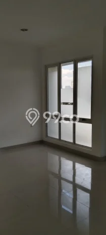 Disewakan! Rumah 3 Kamar Tidur &
3 Kamar Mandi di Gading Serpong, Tangerang Disewakan! Rumah 3 Kamar Tidur &
3 Kamar Mandi di Gading Serpong, Tangerang