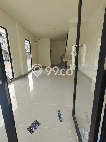 Ruko Disewa di Tangerang dengan LB 220m2 Area Komersial Ramai Ruko Disewa di Tangerang dengan LB 220m2 Area Komersial Ramai