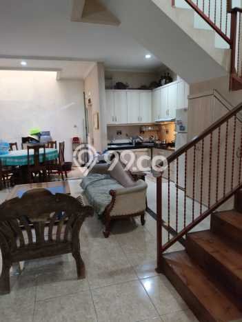 Dijual Hunian Rumah Nyaman 4 Kamar di Graha Raya Bintaro, Tangerang Selatan Dijual Hunian Rumah Nyaman 4 Kamar di Graha Raya Bintaro, Tangerang Selatan