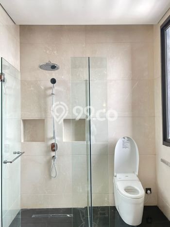 Hunian Apartemen Eksklusif untuk Dijual di Jakarta Selatan dengan 3 BR & 3 Kamar Mandi Hunian Apartemen Eksklusif untuk Dijual di Jakarta Selatan dengan 3 BR & 3 Kamar Mandi