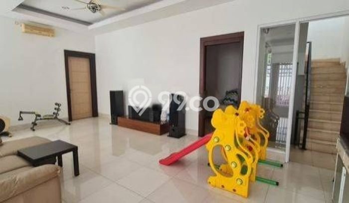 Rumah Luxury Modern Tanpa Renovasi di BSD City Tangerang Rumah Luxury Modern Tanpa Renovasi di BSD City Tangerang