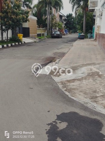 Best Deal Hunian Mewah Ideal dan Luas di Cipondoh, Tangerang Best Deal Hunian Mewah Ideal dan Luas di Cipondoh, Tangerang
