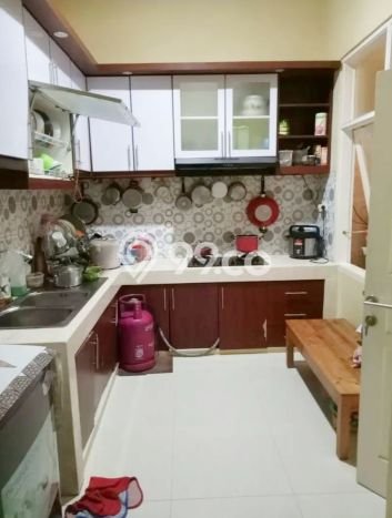 Dijual Hunian Mewah dengan Fasilitas Sekitar Komplit di Cipondoh, Tangerang Dijual Hunian Mewah dengan Fasilitas Sekitar Komplit di Cipondoh, Tangerang