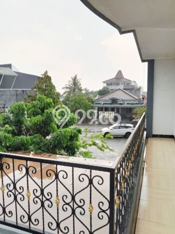 Rumah Minimalis 4 Kamar LT 199m2 di Taman Royal Rumah Minimalis 4 Kamar LT 199m2 di Taman Royal