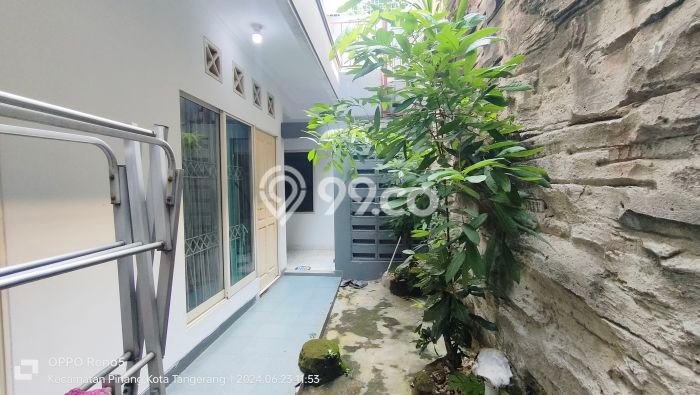 For Sale! Luxury House LT 200m2 Desain Modern di Modernland For Sale! Luxury House LT 200m2 Desain Modern di Modernland