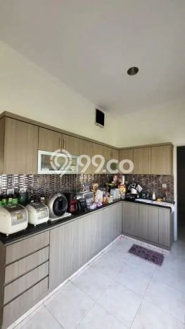 Rumah Elit Modern Tanpa Renovasi di Alam Sutera Tangerang Rumah Elit Modern Tanpa Renovasi di Alam Sutera Tangerang
