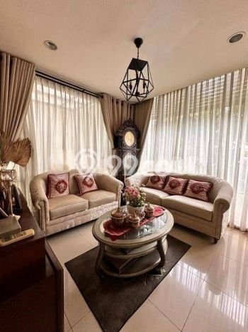 Ready to Use! Luxury House LT 336m2 Desain Modern di Cipete Ready to Use! Luxury House LT 336m2 Desain Modern di Cipete