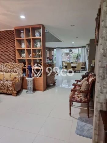 Ready to Use! Luxury House LT 336m2 Desain Modern di Cipete Ready to Use! Luxury House LT 336m2 Desain Modern di Cipete