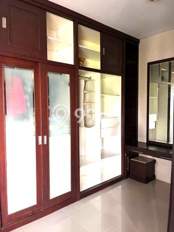 Ready to Use! Luxury House LT 451m2 Desain Elegan di Modernland Ready to Use! Luxury House LT 451m2 Desain Elegan di Modernland