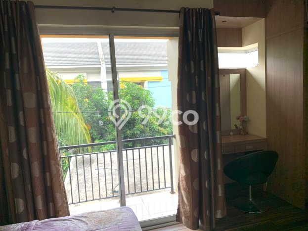 Rumah Strategis Minimalis Lb 155m2 di BSD, Tangerang Selatan Rumah Strategis Minimalis Lb 155m2 di BSD, Tangerang Selatan